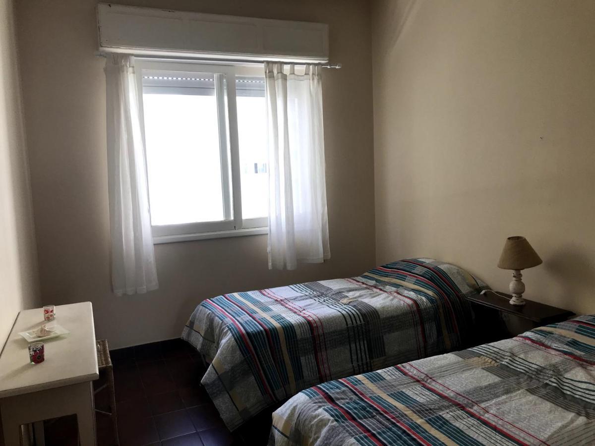 Apartamento Pitangueiras, Frente Ao Mar Com Servico De Praia Guarujá Exterior foto