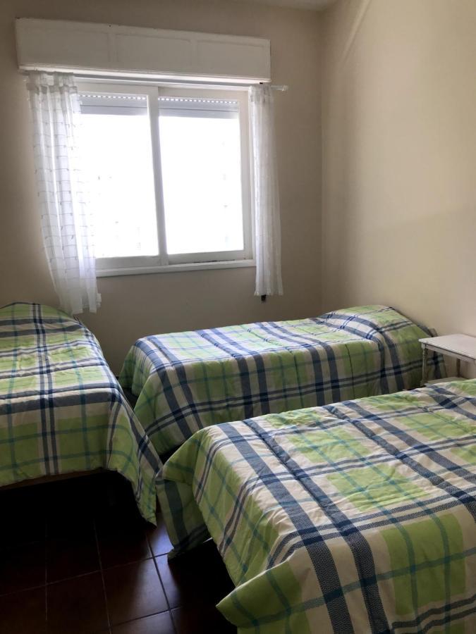 Apartamento Pitangueiras, Frente Ao Mar Com Servico De Praia Guarujá Exterior foto